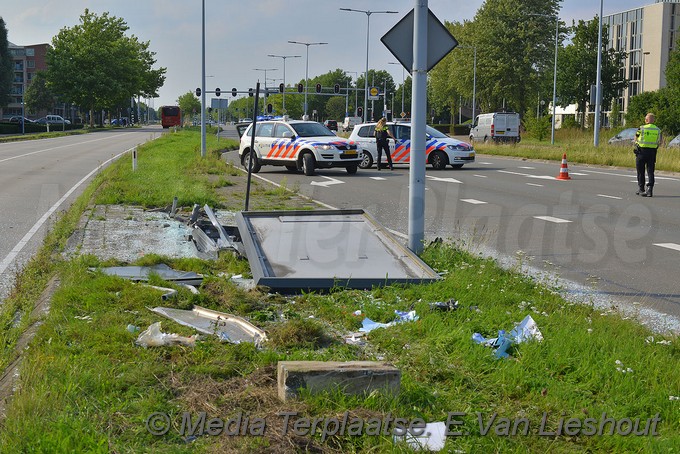 MediaTerplaatse ongeval bushokje hoofddorp 14082017 Image00011