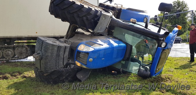 Mediaterplaatse tractor om almere 15082019 Image00002