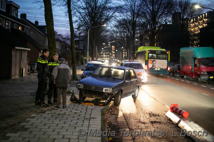 Mediaterplaatse ouder man klapt op wegversmaling haarlem 01122019 Image00004