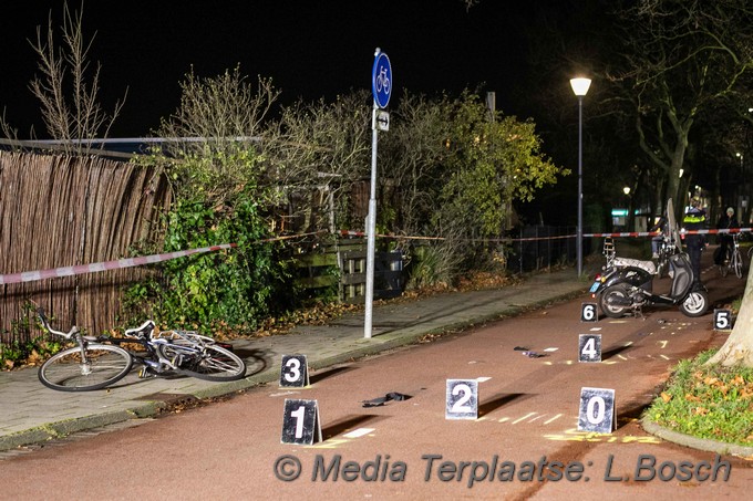 Mediaterplaatse snorrijder onderuit door gladheid haarlem 01122019 Image00007