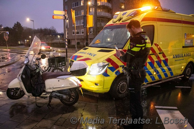 Mediaterplaatse ongeval scooterrijder fietser haarlem 02122019 Image00006