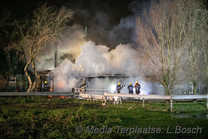 Mediaterplaatse stal brand halfweg dood paarden 04122019 Image00001