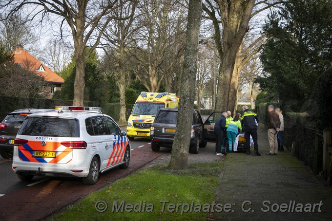 Mediaterplaatse fietser valt hart aerdenhout 10122019 Image00002