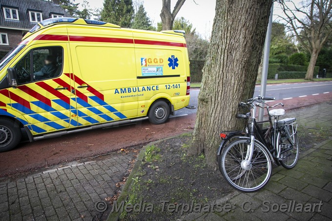 Mediaterplaatse fietser valt hart aerdenhout 10122019 Image00004