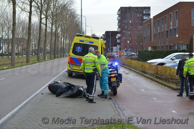 Mediaterplaatse ongeval scooter auto hoofddorp 18122019 Image00001