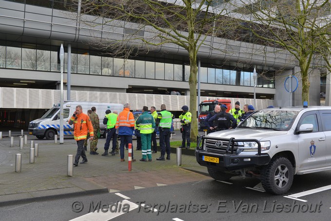 Mediaterplaatse verdacht pakje in auto 23122019 Image00007