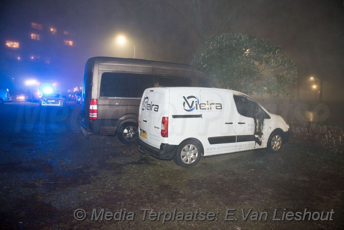 Mediaterplaatse auto vernield door vuurwerk hdp 31122019 Image00004