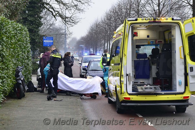 Mediaterplaatse ongeval auto scooter hooftdorp 08022017 Image00002