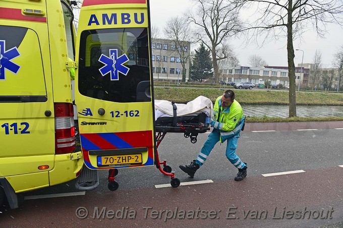 Mediaterplaatse ongeval auto scooter hooftdorp 08022017 Image00005