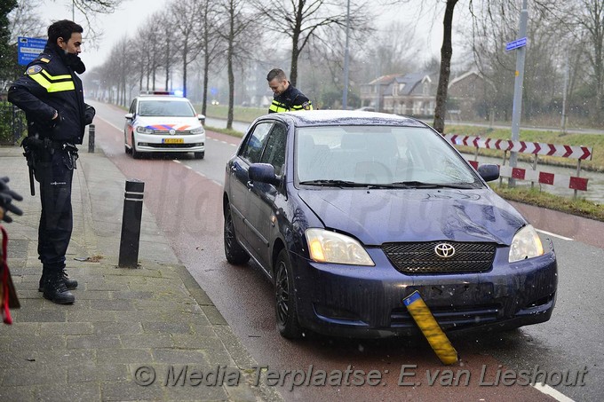 Mediaterplaatse ongeval auto scooter hooftdorp 08022017 Image00008