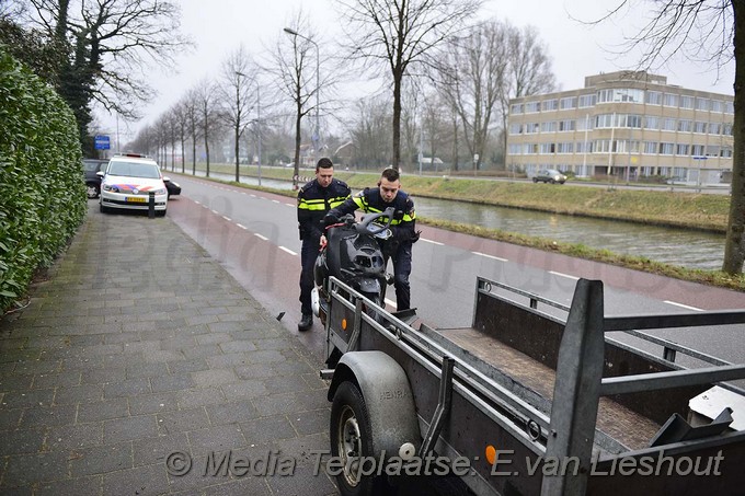 Mediaterplaatse ongeval auto scooter hooftdorp 08022017 Image00010