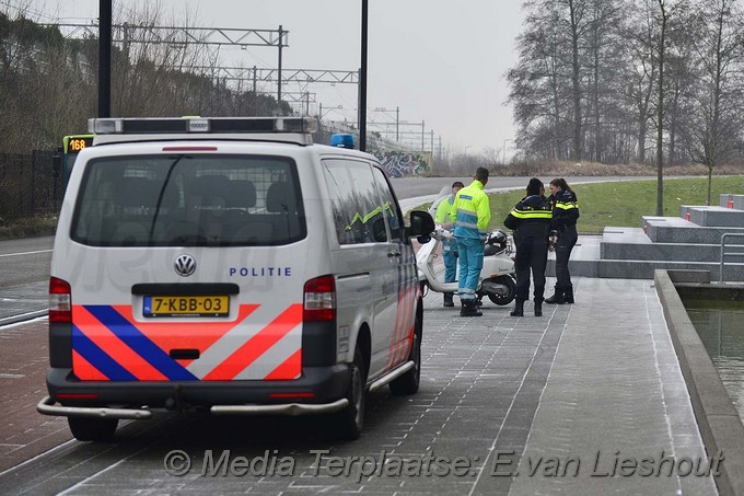 Mediaterplaatse ongeval auto scooter hooftdorp 1022017 Image00003