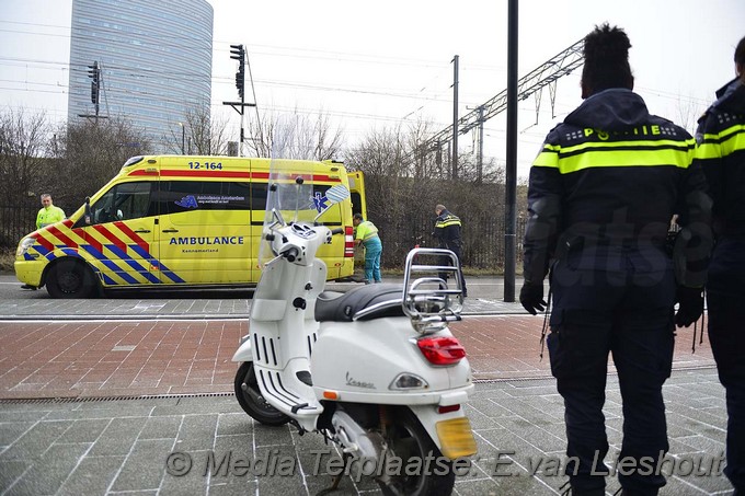 Mediaterplaatse ongeval auto scooter hooftdorp 1022017 Image00004