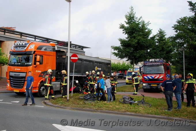 Mediaterplaatse zwaar ongeval fietser vrachtauto ldp 01092016 Image00001