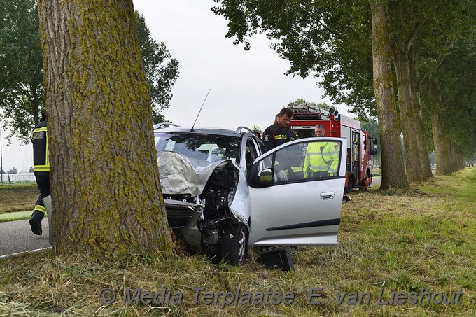 Mediaterplaatse Ongeval hoofdweg buitenkaag 02092016 Image00006