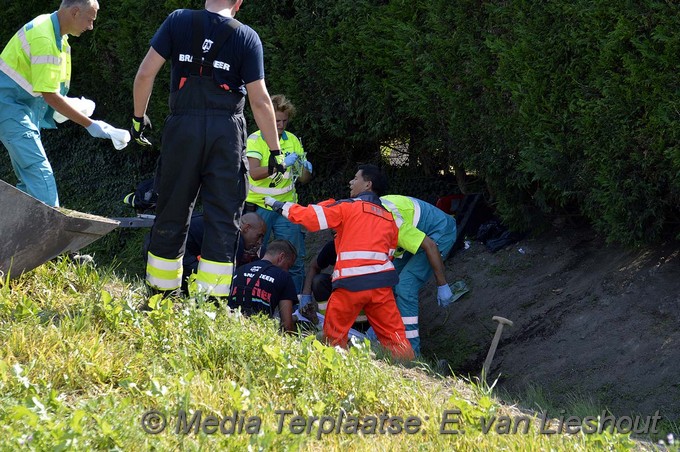 Mediaterplaatse ongeval boer tractor rijnlanderweg 08092016 Image00014