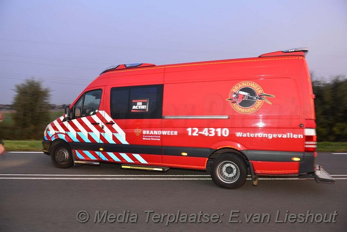 Mediaterplaatse auto te water driemerenweg hdp 22092016 Image00003