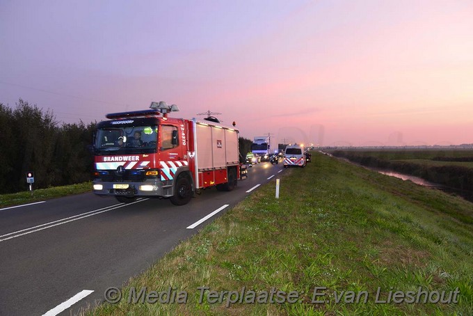 Mediaterplaatse auto te water driemerenweg hdp 22092016 Image00004