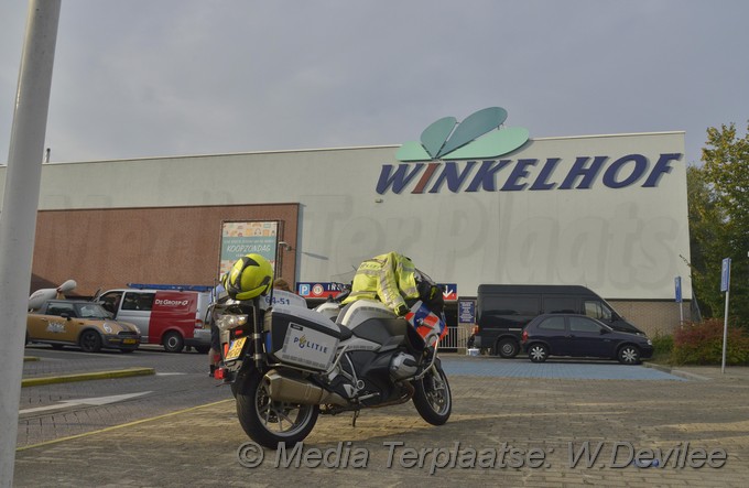 Mediaterplaatse auto brand winkelhof ldp 22092016 Image00007