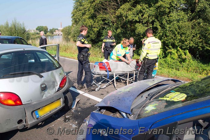 Mediaterplaatse overval kruisweg hoofddorp 25092016 Image00003