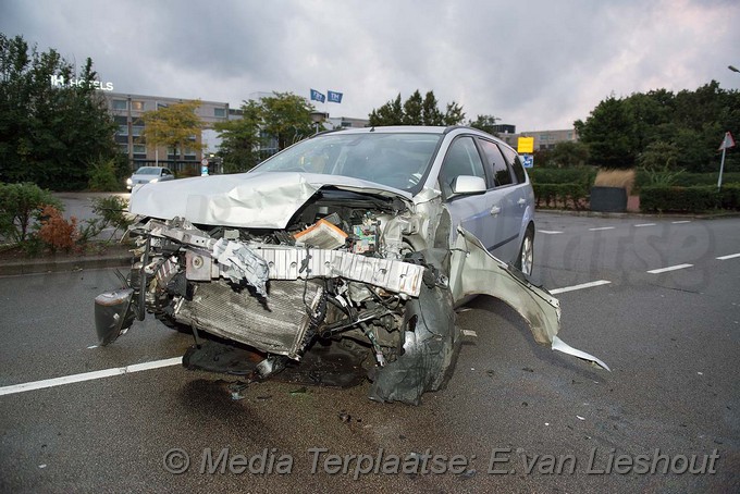 Mediaterplaatse ongeval hoeksteen hoofddorp 29092016 Image00011