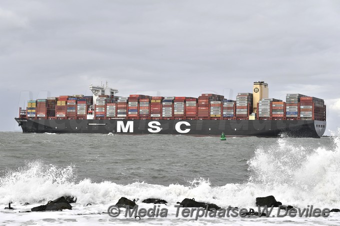 Mediaterplaatse msc weer vertrokken maasvlakte 05092019 Image00005