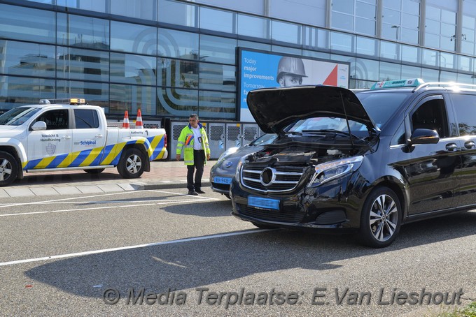 Mediaterplaatse ongeval 3 taxi schiphol 08092019 Image00003