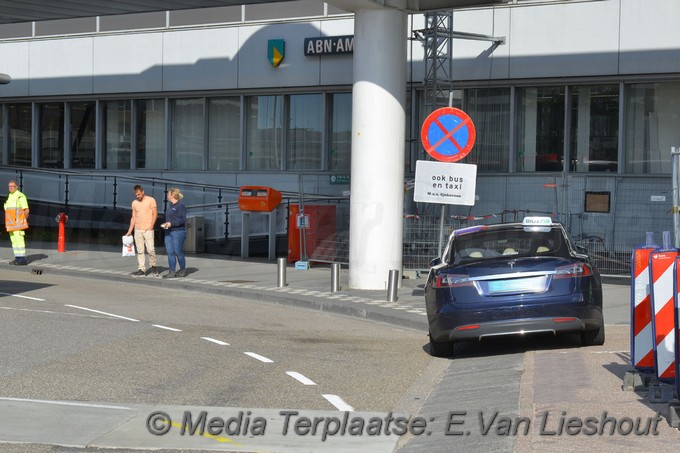 Mediaterplaatse ongeval 3 taxi schiphol 08092019 Image00004
