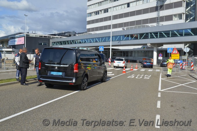 Mediaterplaatse ongeval 3 taxi schiphol 08092019 Image00006