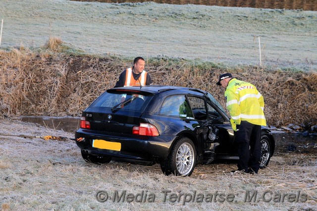 Mediaterplaatse auto te water Amstelveen 03122016 Image00004