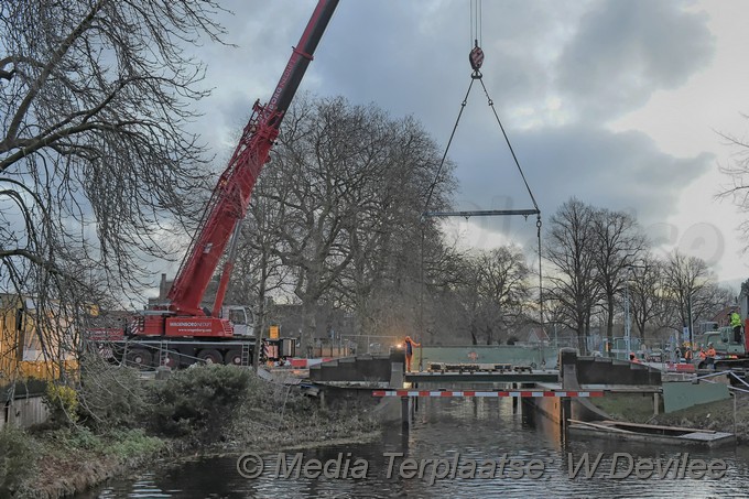 Mediaterplaatse eerste brugdelen jan van houtbrug leiden WPF 11122016 Image00101