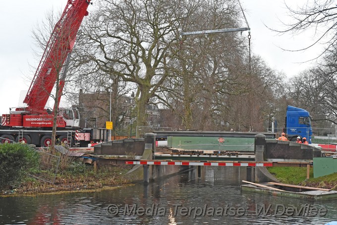 Mediaterplaatse eerste brugdelen jan van houtbrug leiden WPF 11122016 Image00104