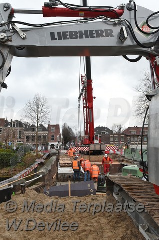 Mediaterplaatse eerste brugdelen jan van houtbrug leiden WPF 11122016 Image00109