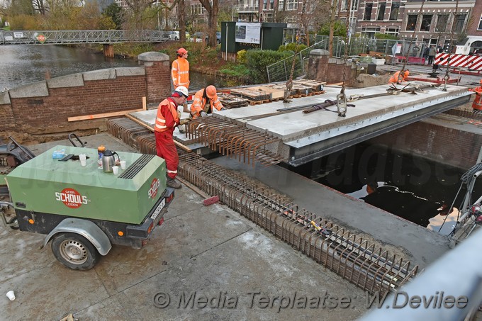 Mediaterplaatse eerste brugdelen jan van houtbrug leiden WPF 11122016 Image00111