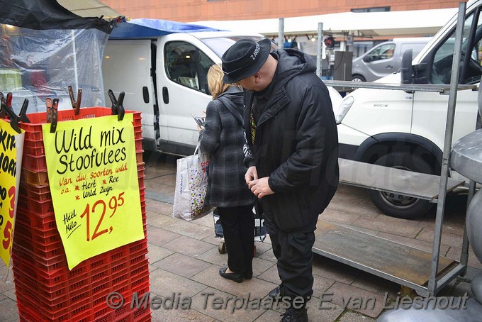 Mediaterplaatse dororijder actie tegen zakkenrollers hoofddorp 16122016 Image00007