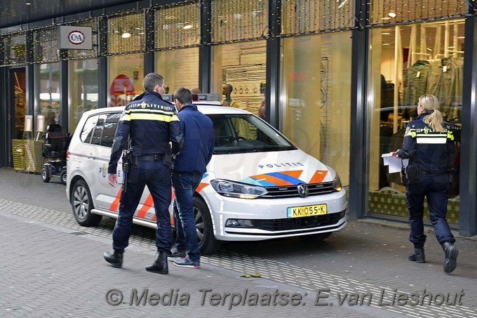 Mediaterplaatse dororijder actie tegen zakkenrollers hoofddorp 16122016 Image00011