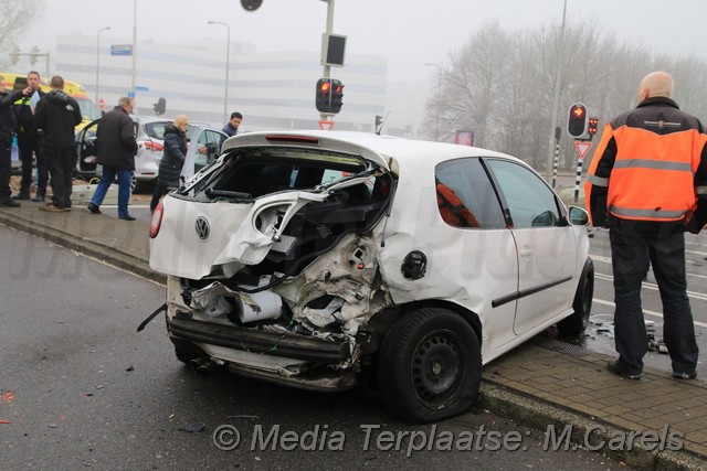 Mediaterplaatse ongeval zwaar ongeval aalsmeer 29122016 Image00008