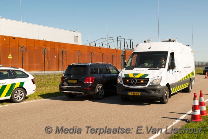 Mediaterplaatse grot controle vijfhuizen schiphol rijk 01042019 Image00018