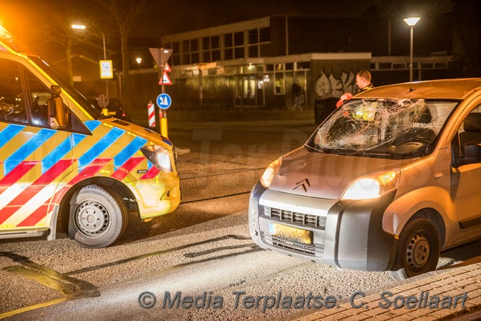 Mediaterplaatse ongeval haarlem busje auto 12042019 Image00003