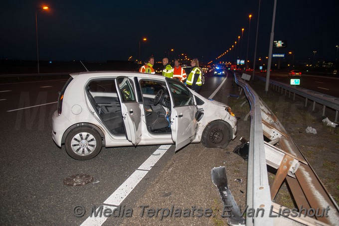 Mediaterplaatse ongeval auto A4 rechts schiphol 14042019 Image00006