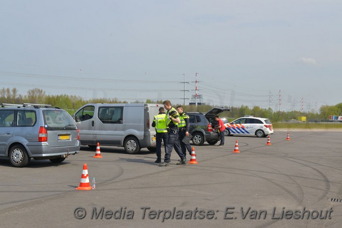 Mediaterplaatse grote verkeers en brommer controle haarlem 17042019 Image00010