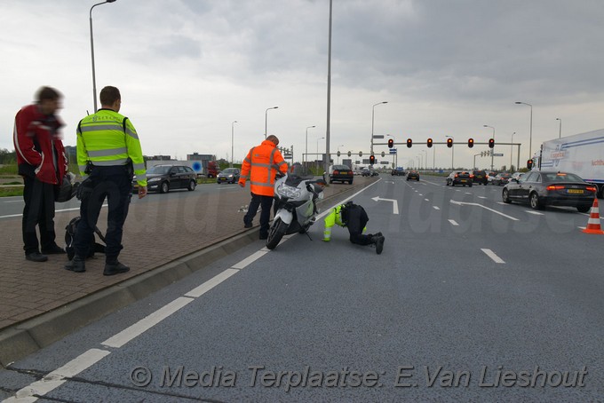 Mediaterplaatse motorrijder onder uit schiphol 17042019 Image00002