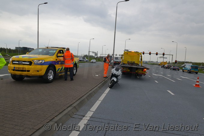 Mediaterplaatse motorrijder onder uit schiphol 17042019 Image00004