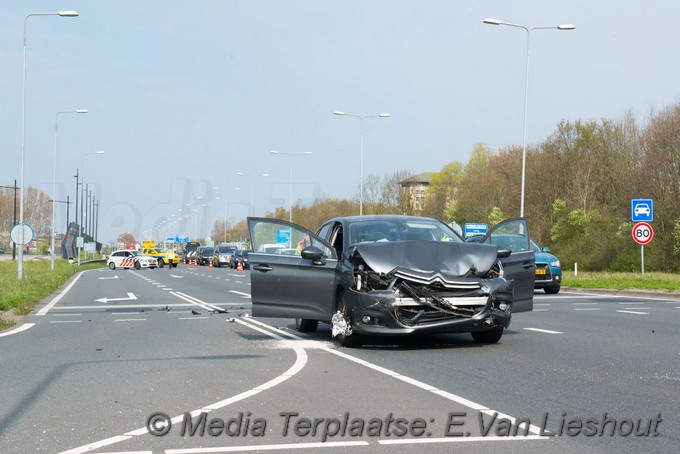 Mediaterplaatse ongeval n201 veel schade 17042019 Image00004