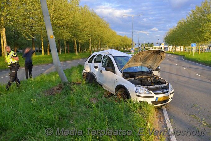 Mediaterplaatse ongeval vhghlaan hoofddorp 26042019 Image00006