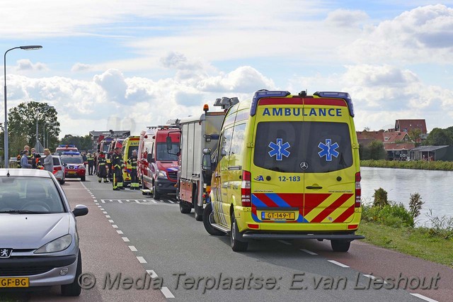 Mediaterplaatse auto te water ringvaart 08102016 Image00001