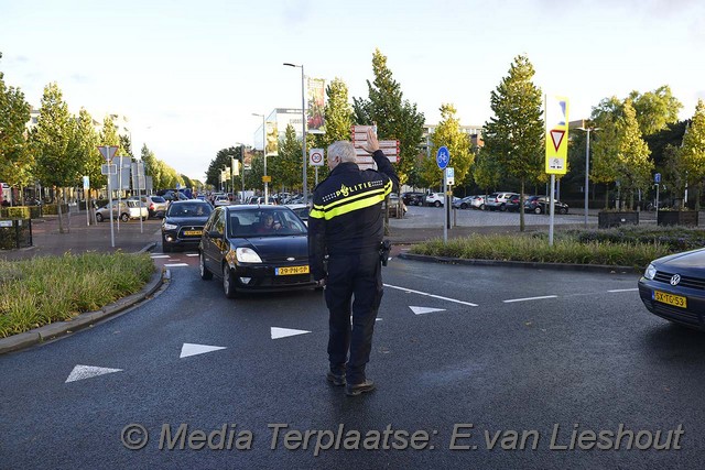 Mediaterplaatse ongeval rotonde fietser hdp 18102016 Image00008
