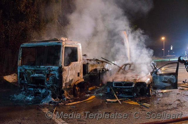 Mediaterplaatse auto vrachtwagen brand abbenes 26102016 Image00004