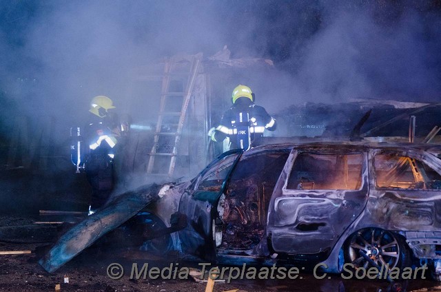 Mediaterplaatse auto vrachtwagen brand abbenes 26102016 Image00012